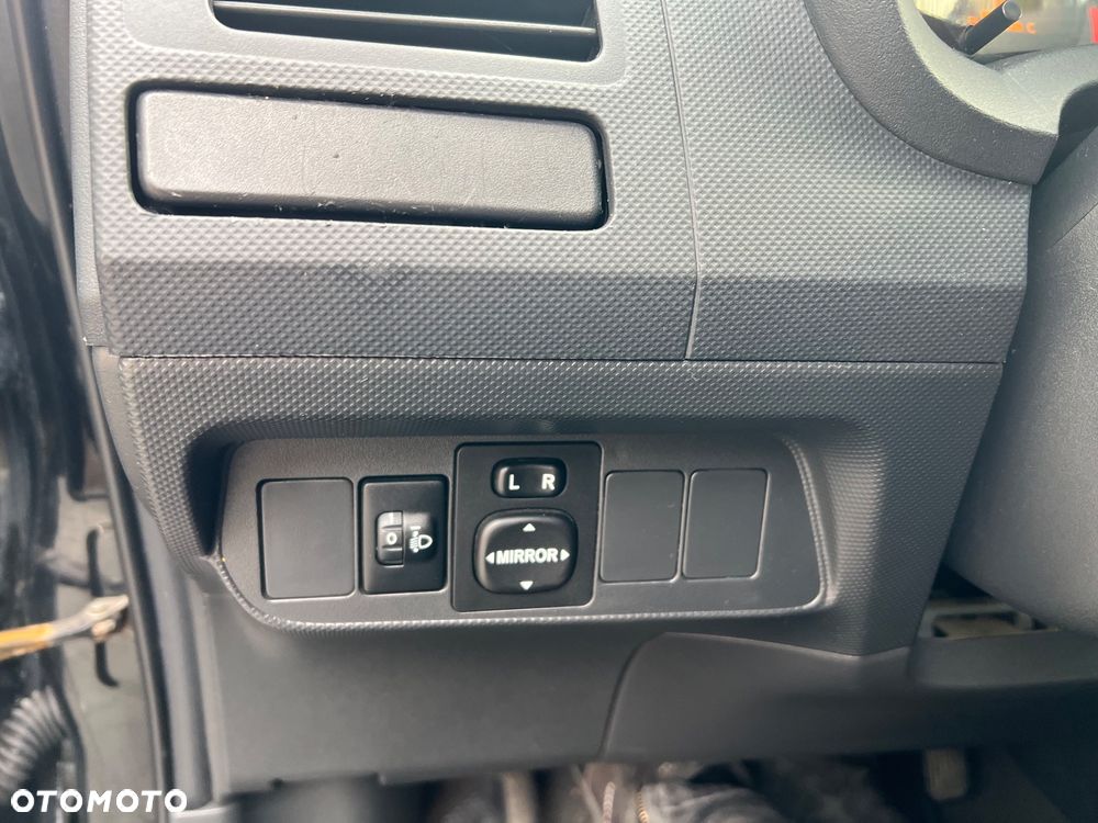 Toyota Auris - 36