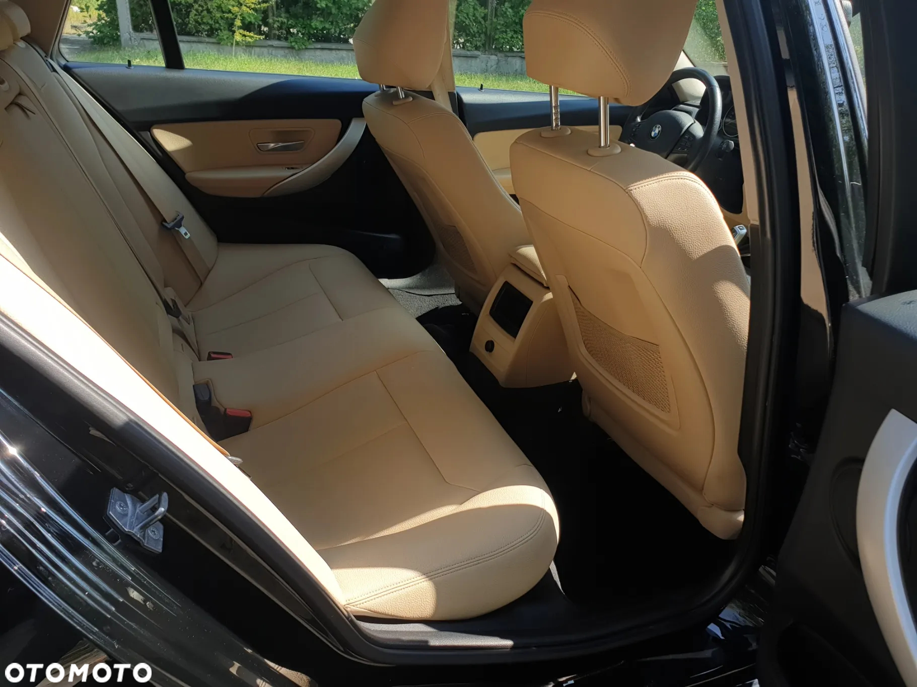 BMW Seria 3 318i GPF Advantage - 16