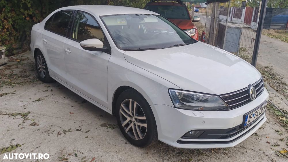 Volkswagen Jetta - 3