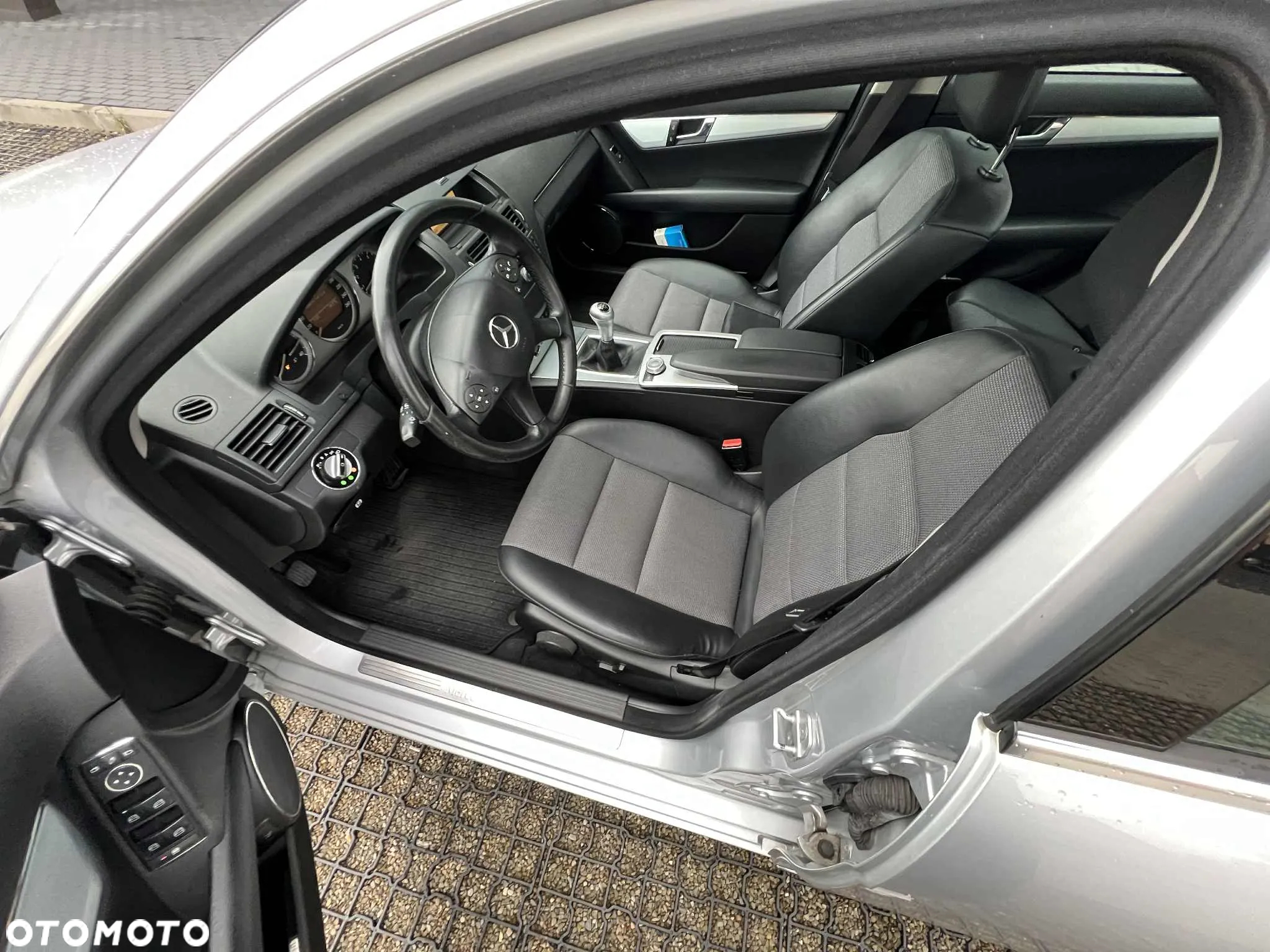 Mercedes-Benz Klasa C 200 Kompressor Elegance - 11