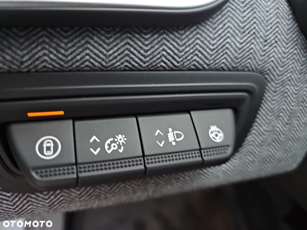 Renault Clio 1.0 TCe Techno - 25