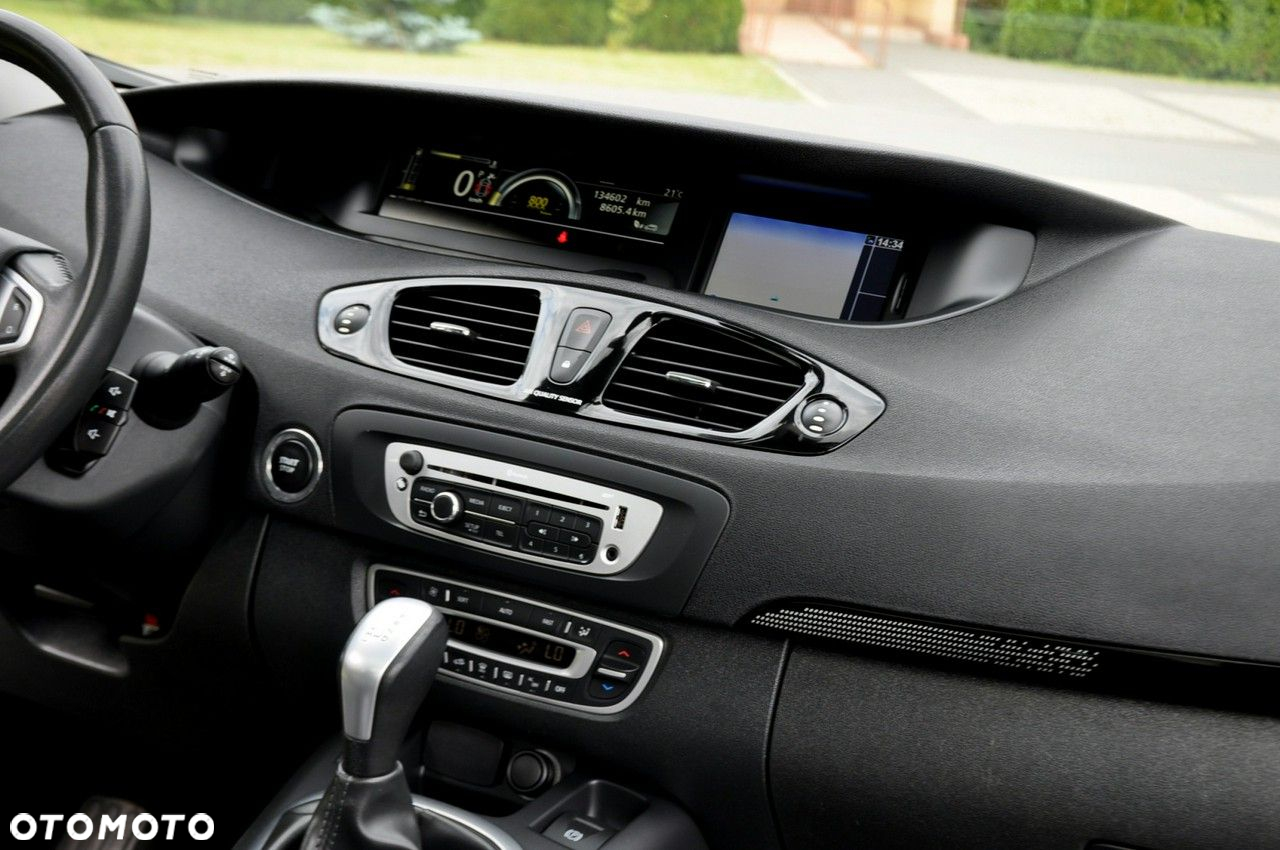 Renault Scenic - 28