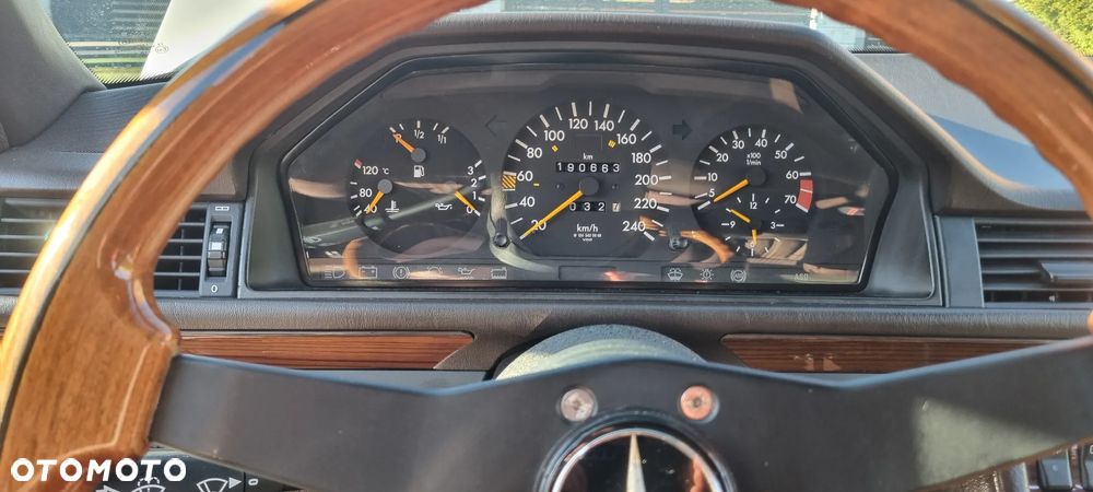 Mercedes-Benz W124 (1984-1993) - 9