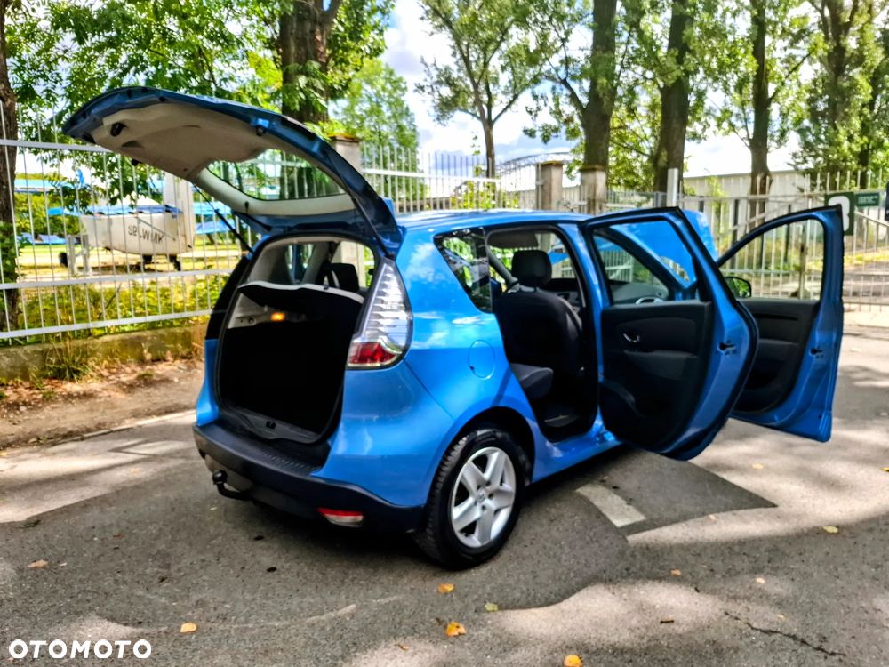 Renault Scenic ENERGY TCe 115 Bose Edition - 27