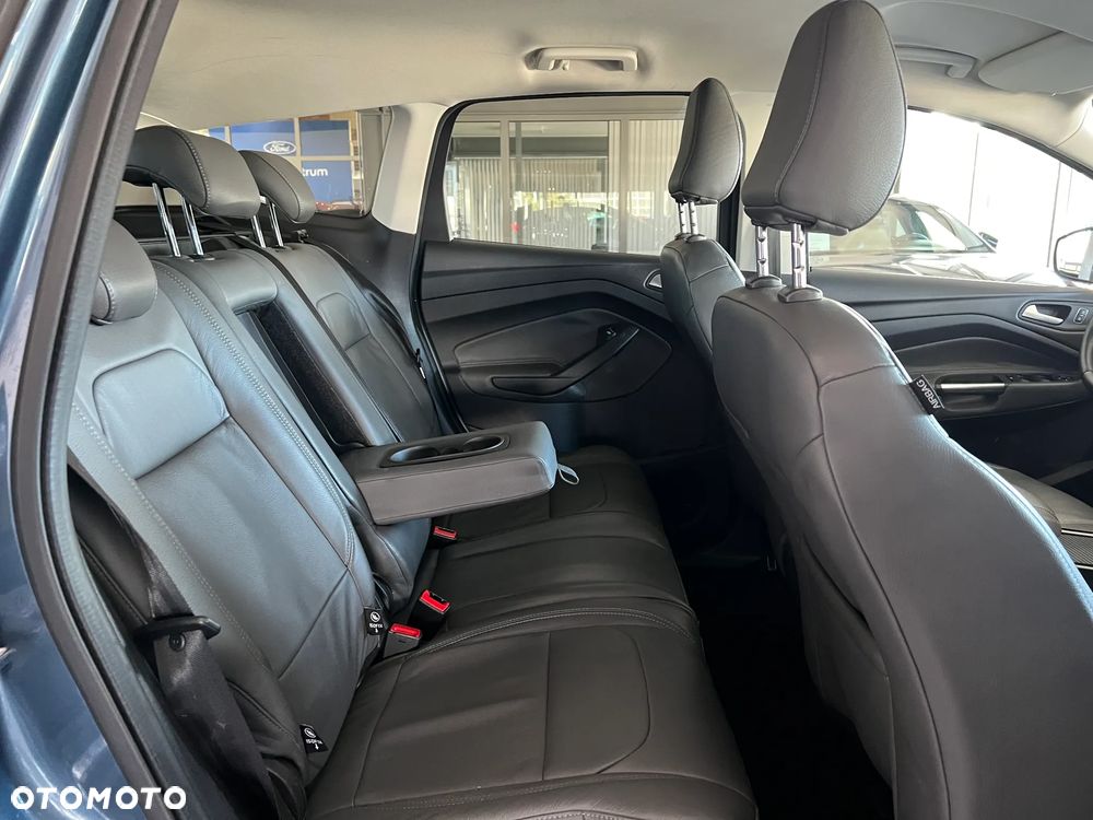 Ford Kuga 2.0 TDCi FWD Titanium - 35