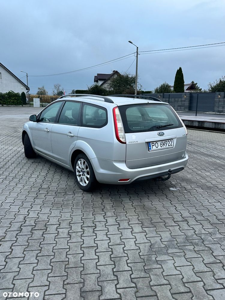 Ford Focus 1.8 Fun X - 6