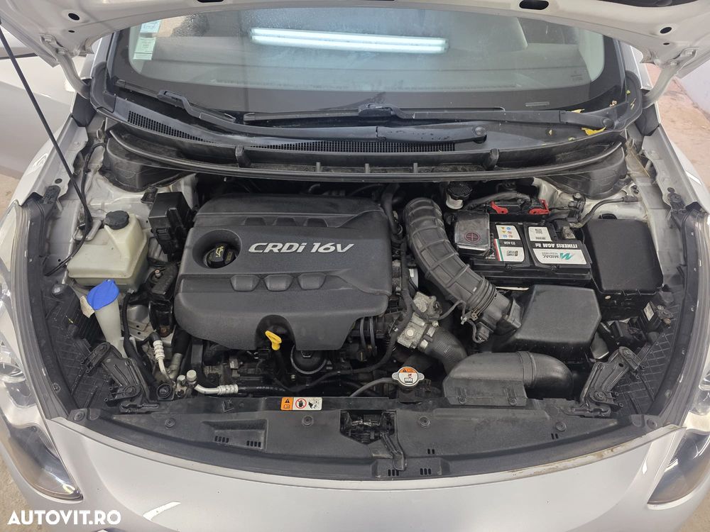 Hyundai i30 1.4 CRDi Comfort - 18