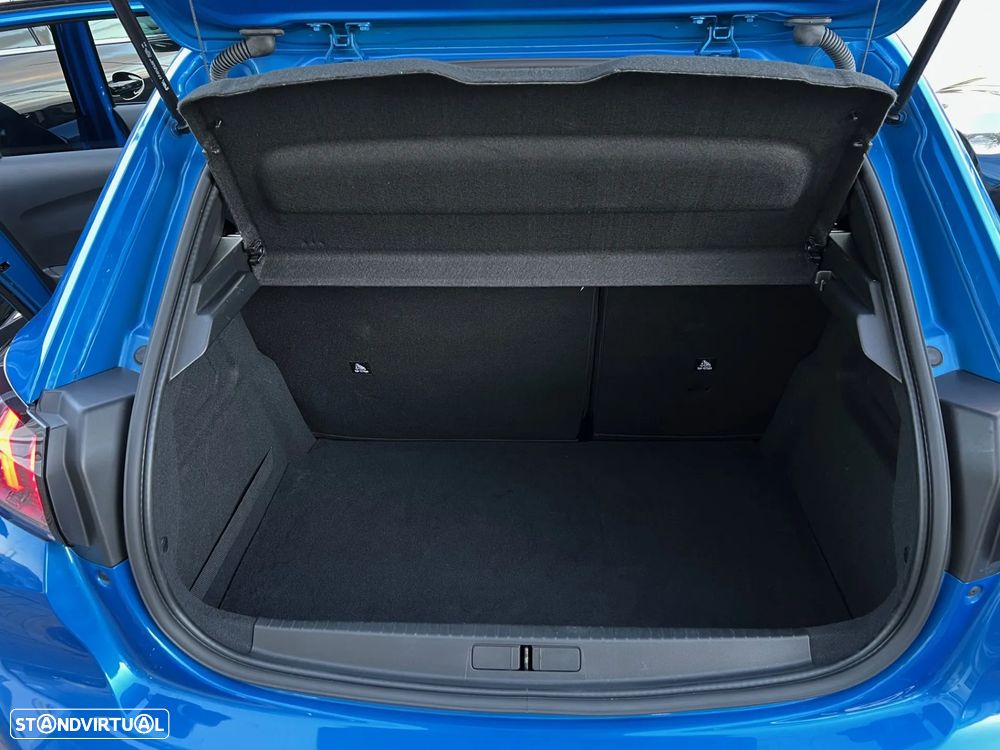 Peugeot 208 1.2 PureTech GT EAT8 - 17