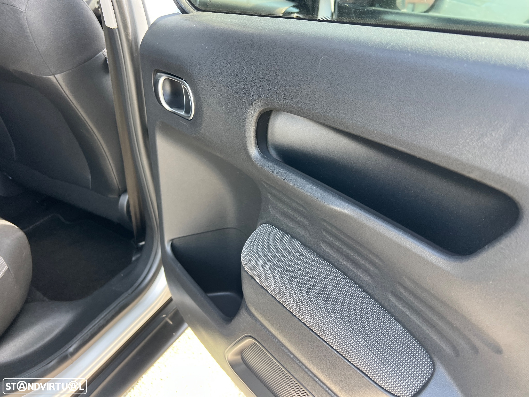 Citroën C4 Cactus 1.2 PureTech Live - 25
