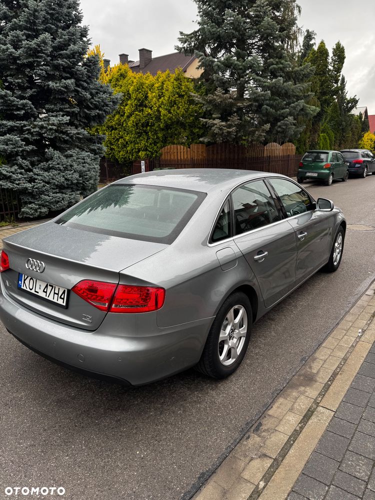 Audi A4 Limousine - 18