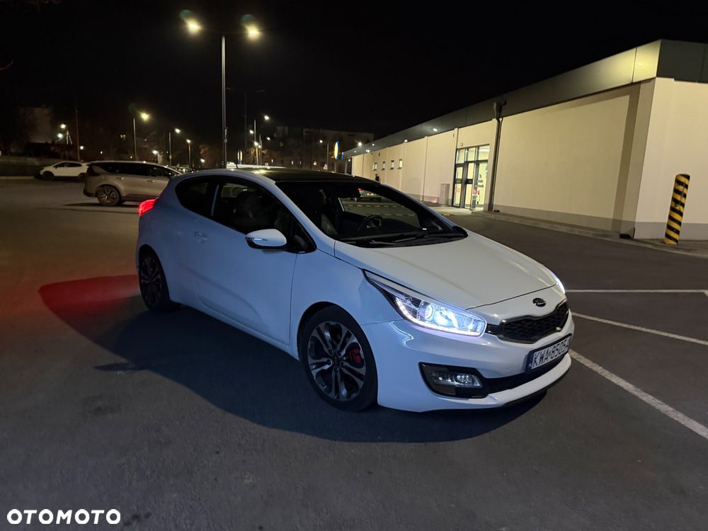 Kia ProCeed - 2