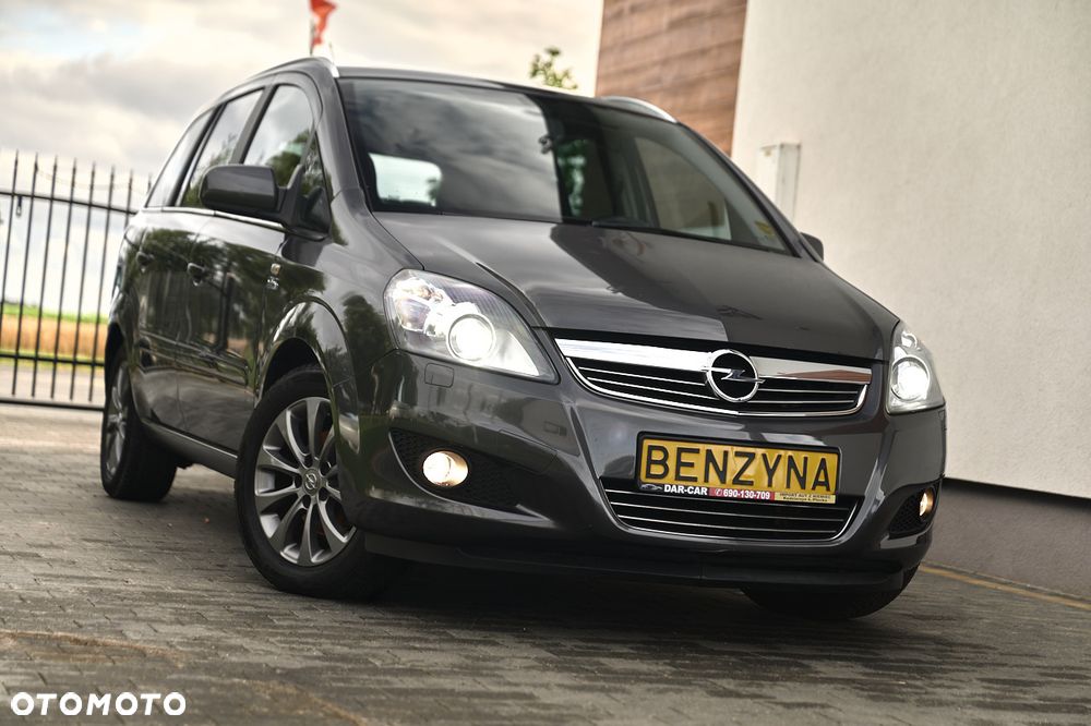 Opel Zafira 1.6 - 9