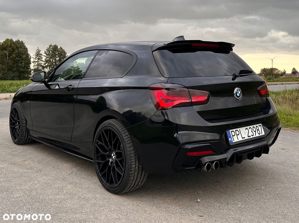 BMW 120I 2018 photo 4