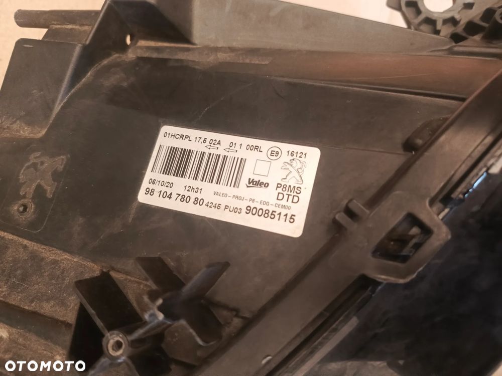 9810478080 LAMPA PRZEDNIA LEWA 3008 5008 II - 15