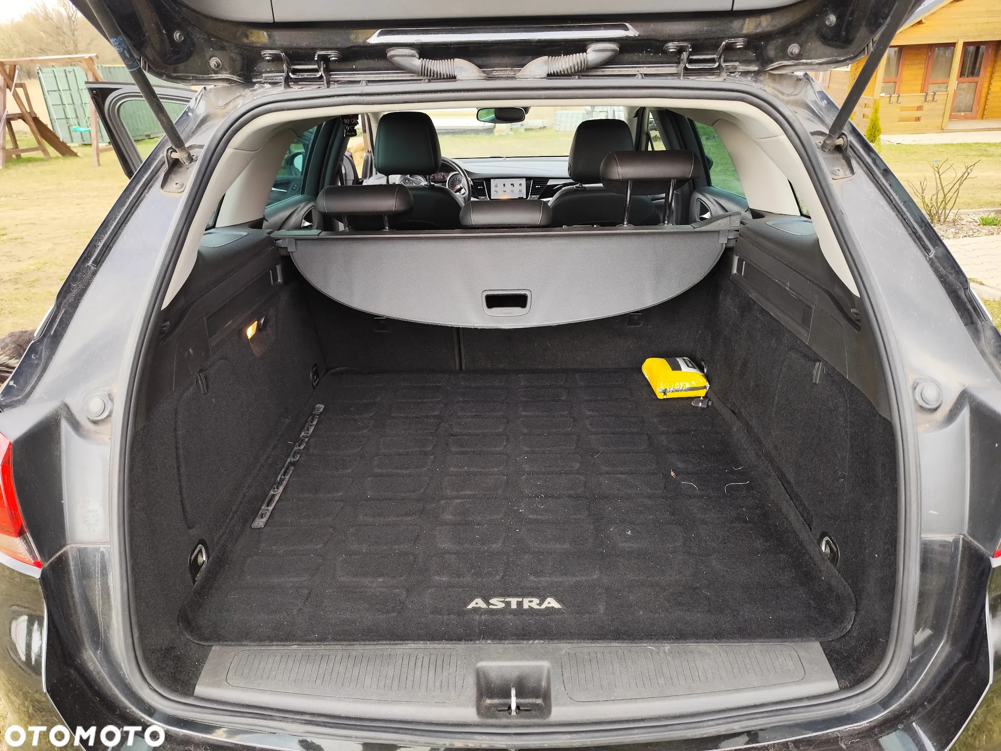 Opel Astra V 1.6 CDTI Dynamic S&S - 8