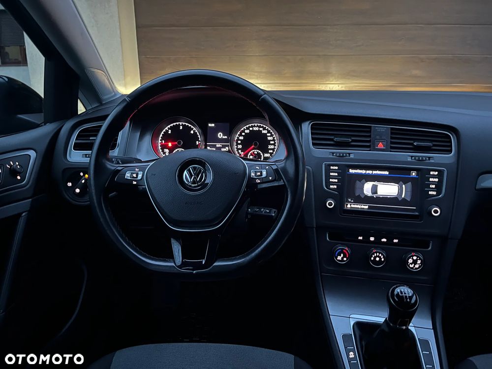 Volkswagen Golf 1.6 TDI BlueMotion Trendline - 9