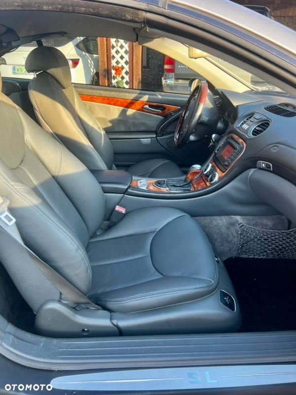 Mercedes-Benz SL 500 - 17