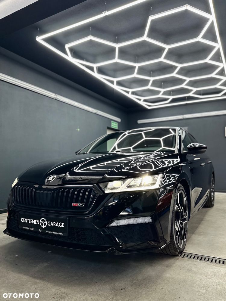 Skoda Octavia 2.0 TDI RS DSG - 1