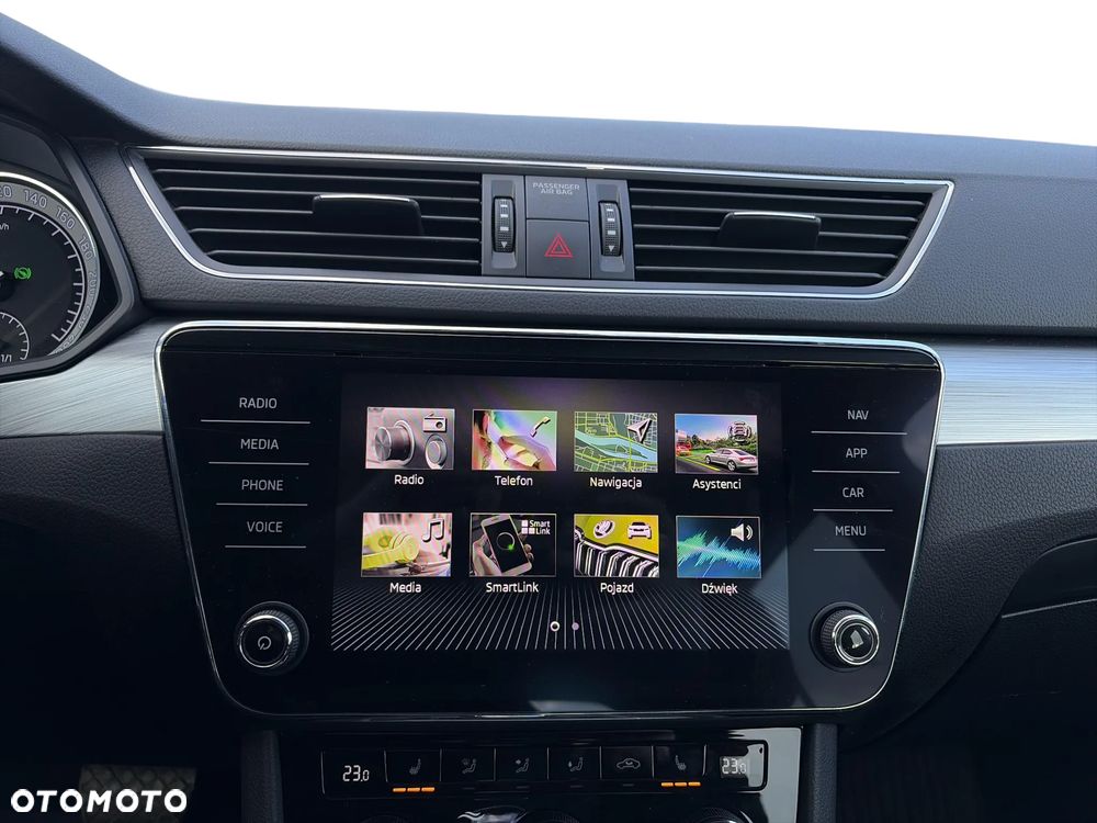 Skoda Superb 2.0 TDI SCR Ambition DSG - 16