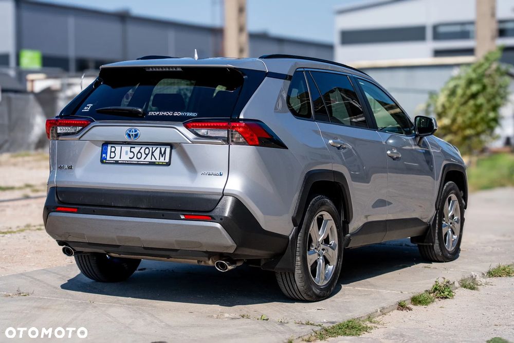 Toyota RAV4 - 7