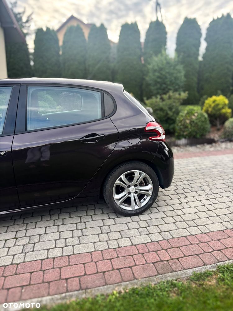 Peugeot 208 1.6 e-HDi Allure STT - 5