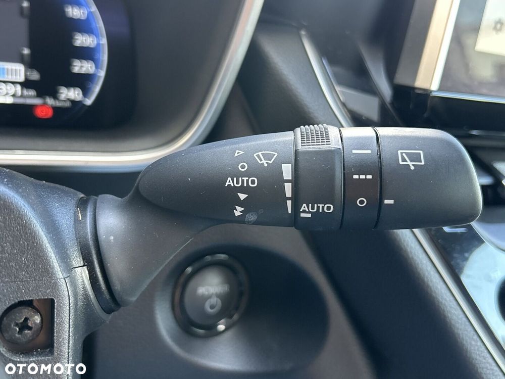 Toyota Corolla Cross 1.8 Hybrid Comfort - 19