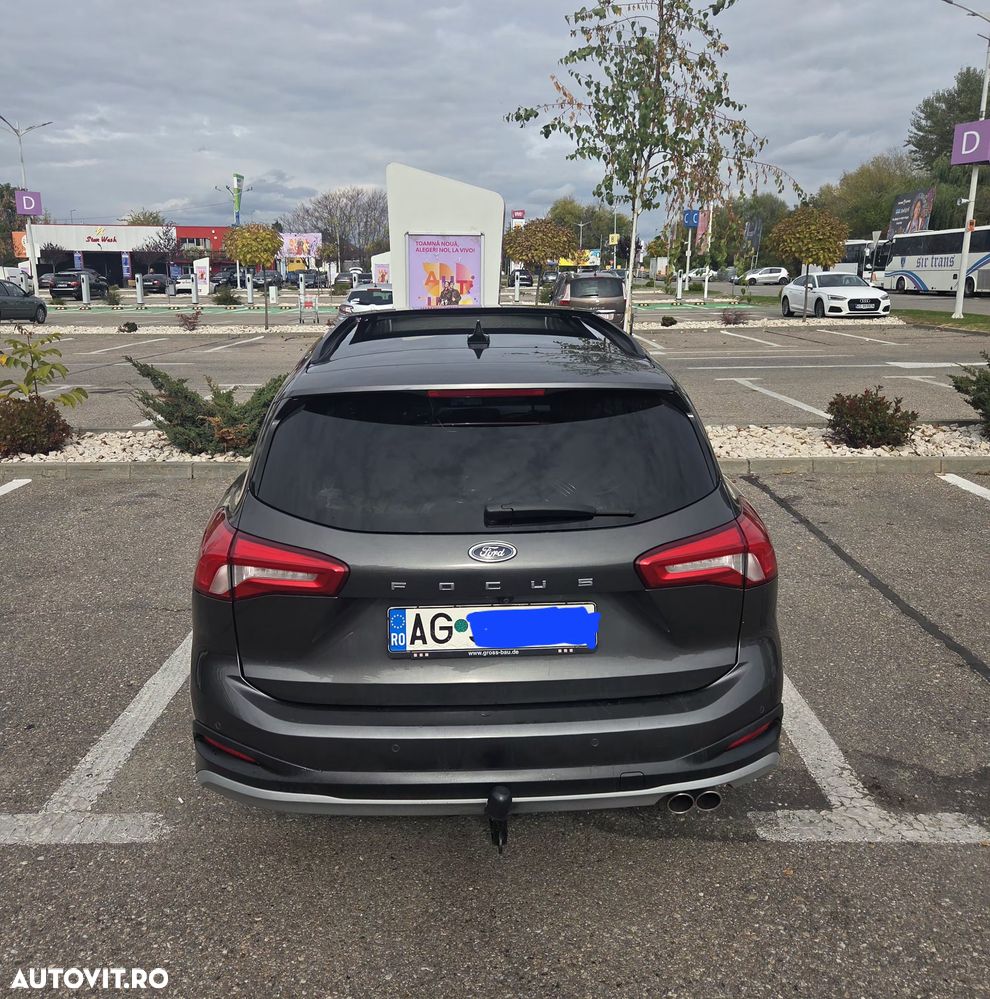 Ford Focus - 12