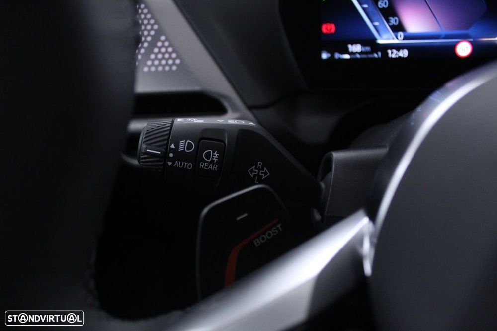 BMW 118 d Pack Desportivo M - 25