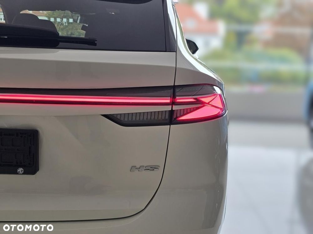 MG HS 1.5T HEV+ Exclusive - 30