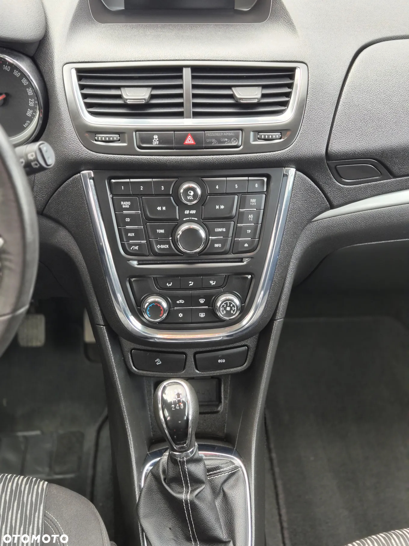 Opel Mokka X 1.4 T Enjoy - 26