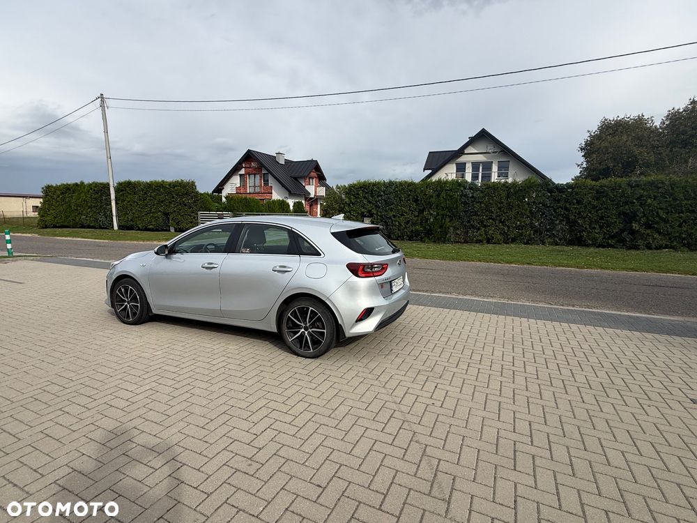 Kia Ceed 1.6 CRDi SCR L Business Line Plus - 19
