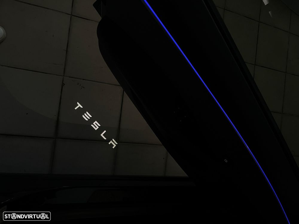 Tesla Model 3 Tração Traseira Premium - 30