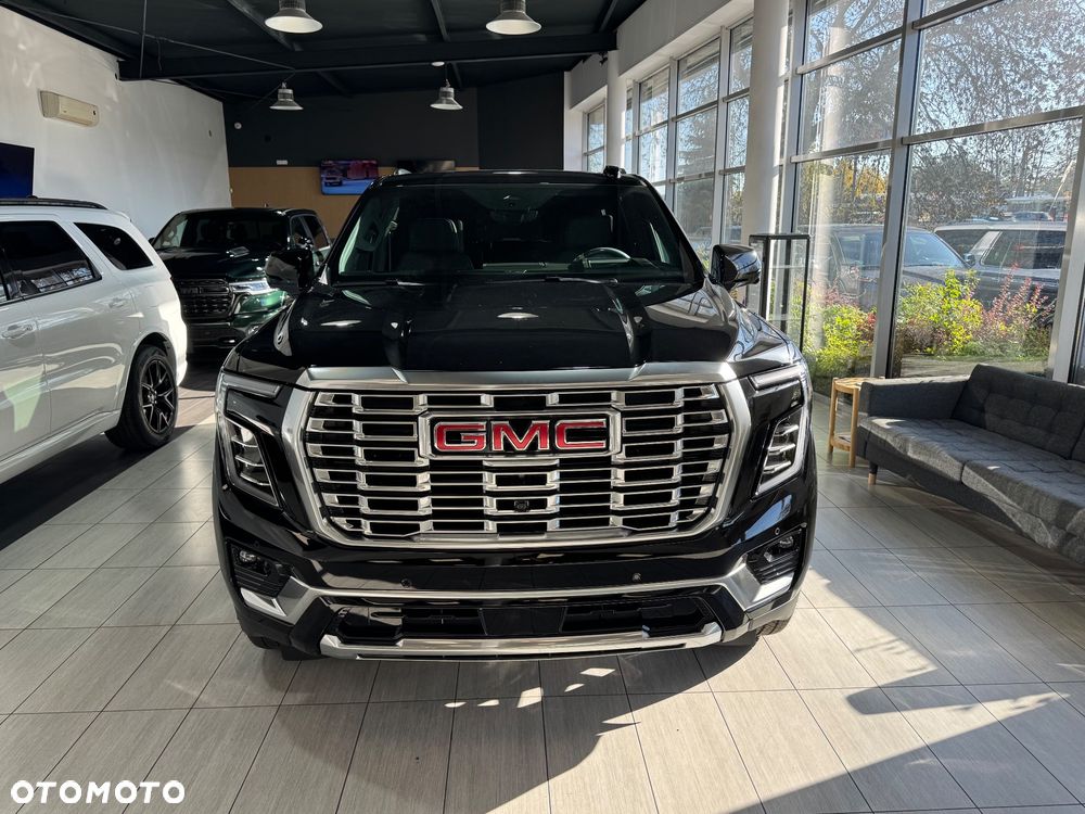 GMC Yukon - 9