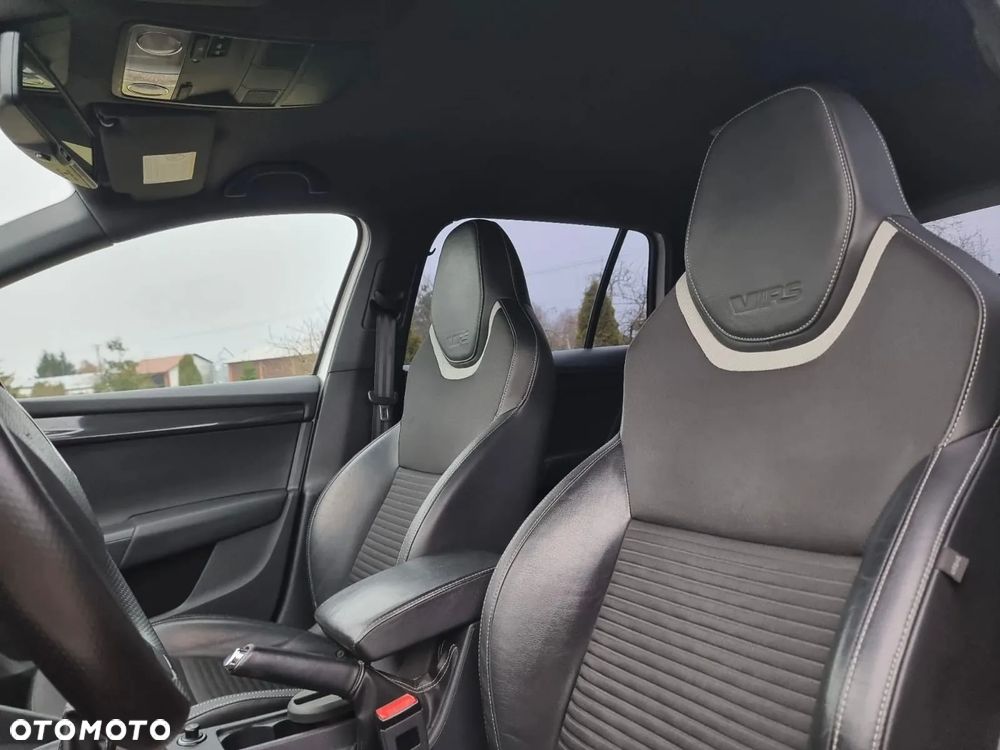 Skoda Octavia 2.0 TDI (Green tec) RS - 19