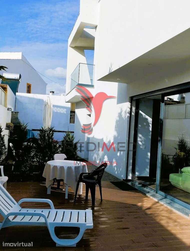 Luxuosa Moradia T4 - Grande imagem: 2/40