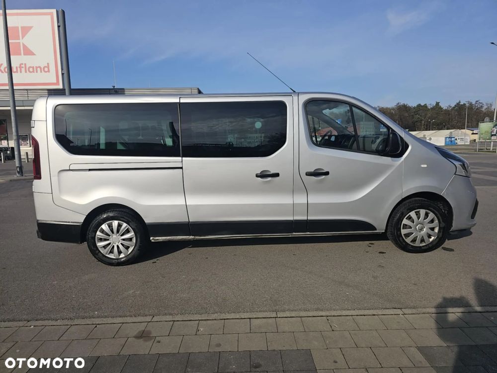 Renault Trafic Grand SpaceClass 1.6 dCi - 3