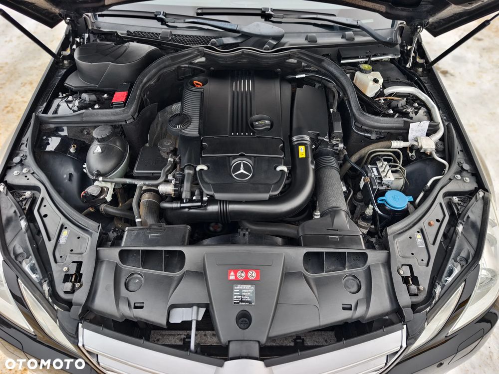 Mercedes-Benz Klasa E - 21