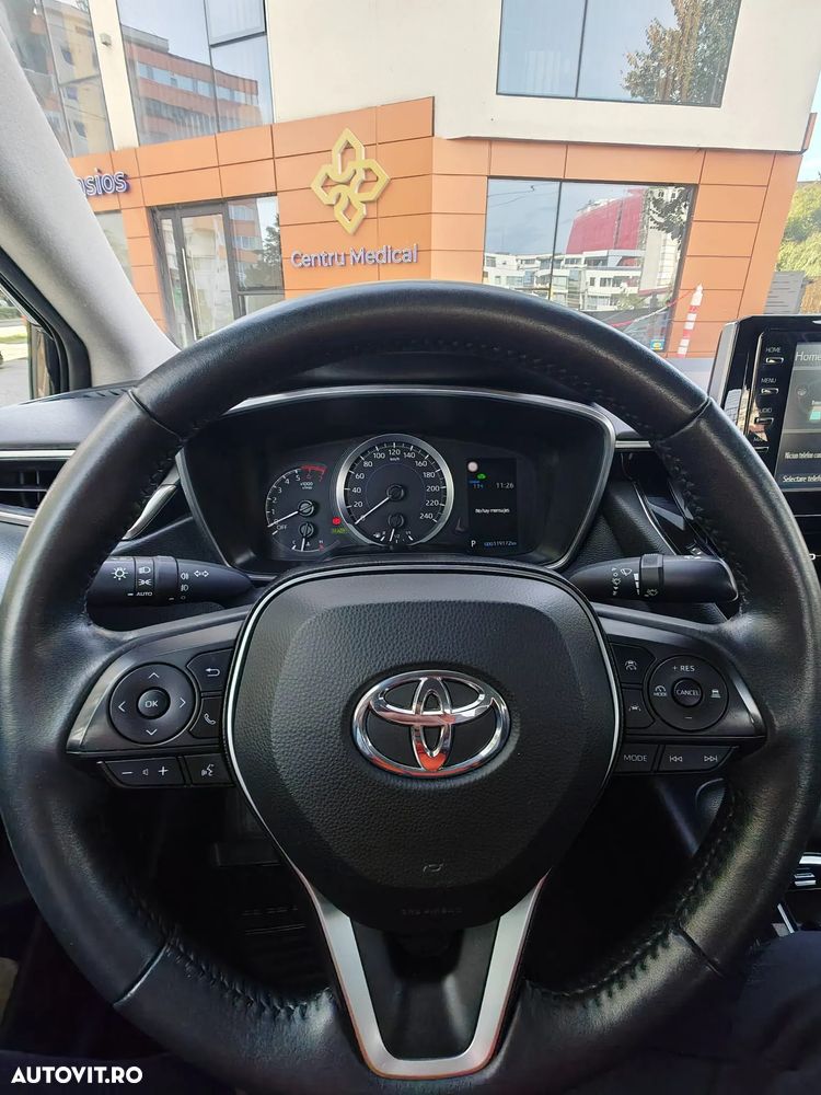 Toyota Corolla 1.8 HSD Eco - 14