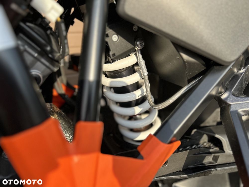 KTM Super Adventure - 10