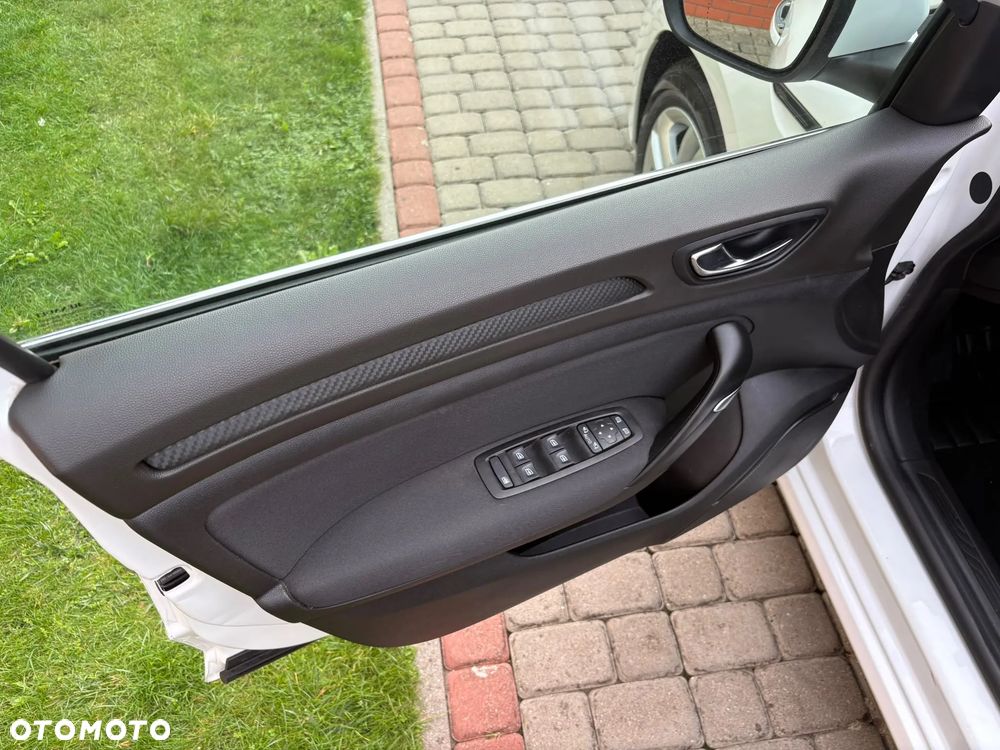 Renault Megane ENERGY TCe 130 EDC BUSINESS - 9