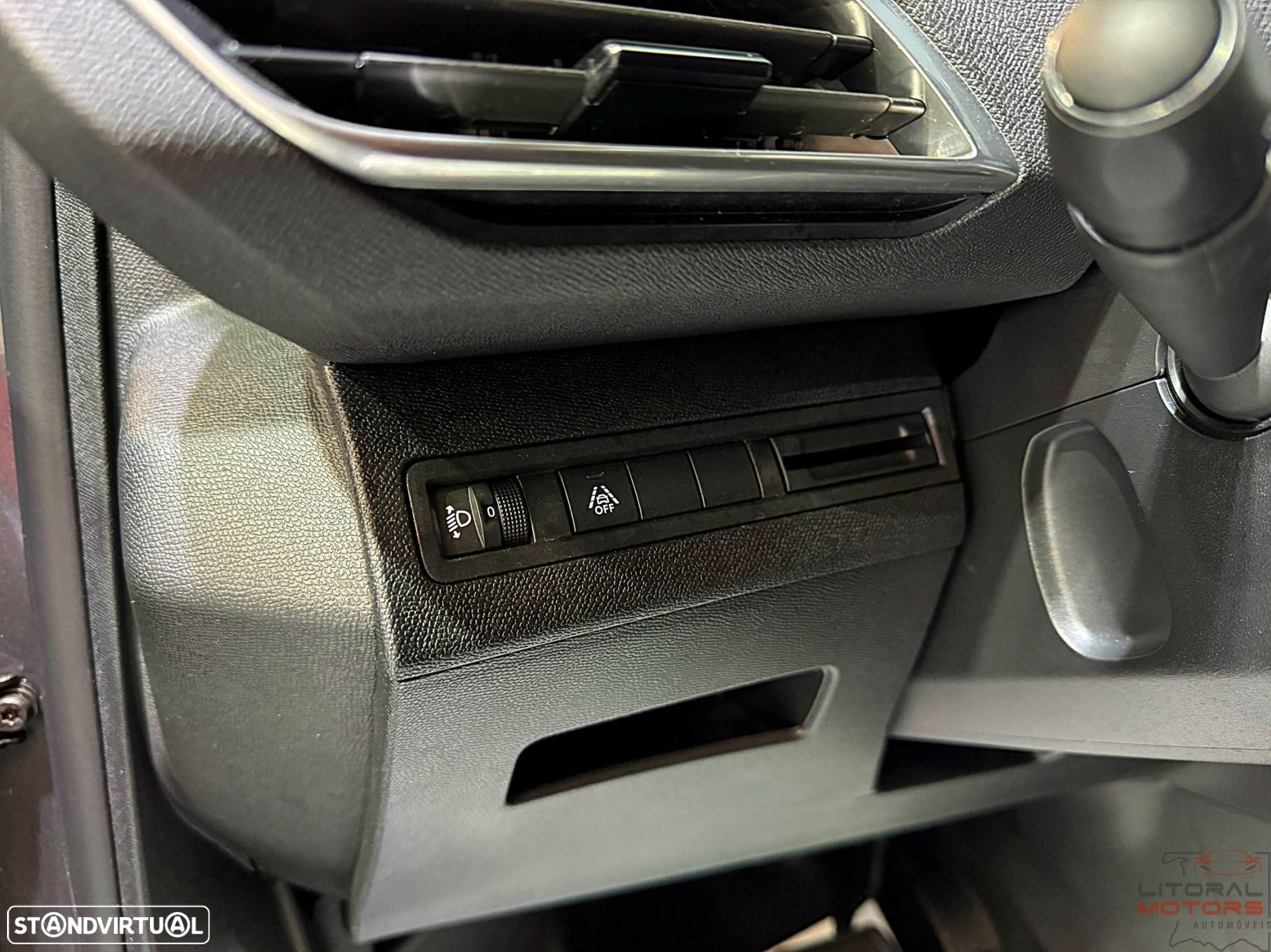 Peugeot 3008 PureTech 130 Stop & Start GPF EAT8 Active Business-Pack - 18