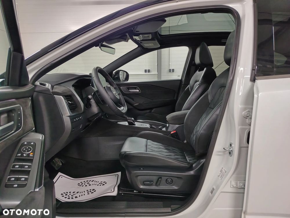 Nissan Qashqai 1.3 DIG-T MHEV Xtronic Tekna+ - 18