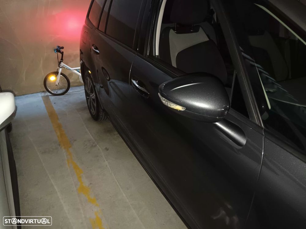 Citroën C4 Grand Picasso 1.6 e-HDi Intensive ETG6 - 16