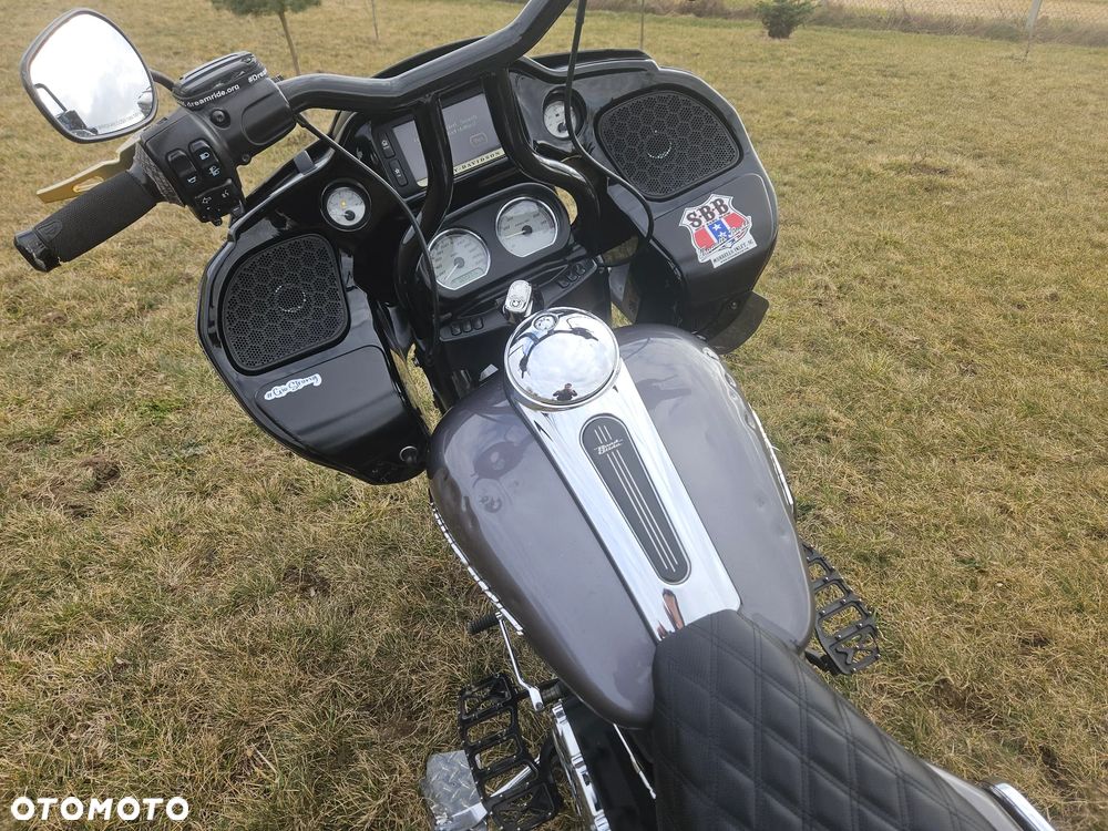 Harley-Davidson Touring Road Glide - 8