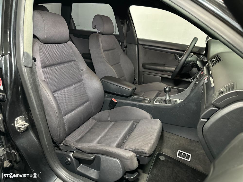 Audi A4 Avant 1.9 TDI m6 S-Line - 8