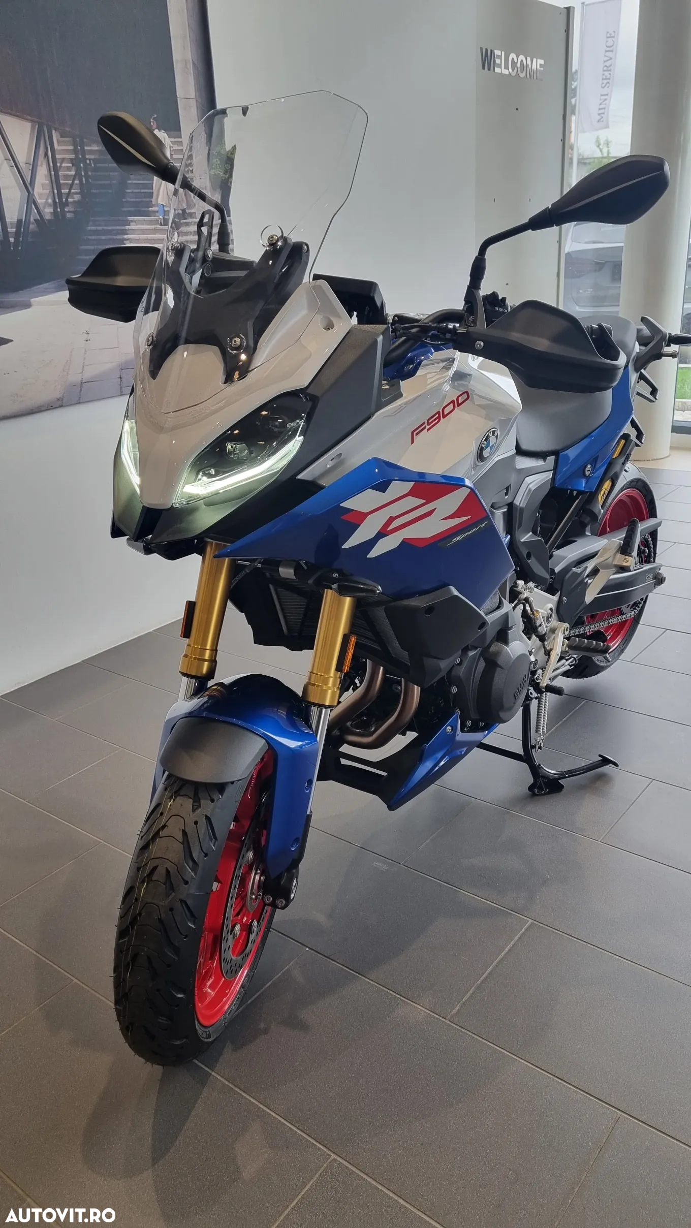 BMW F900XR - 7