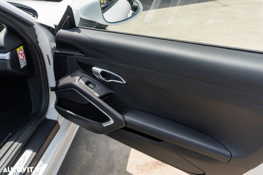 Porsche Boxster 718 PDK - 23