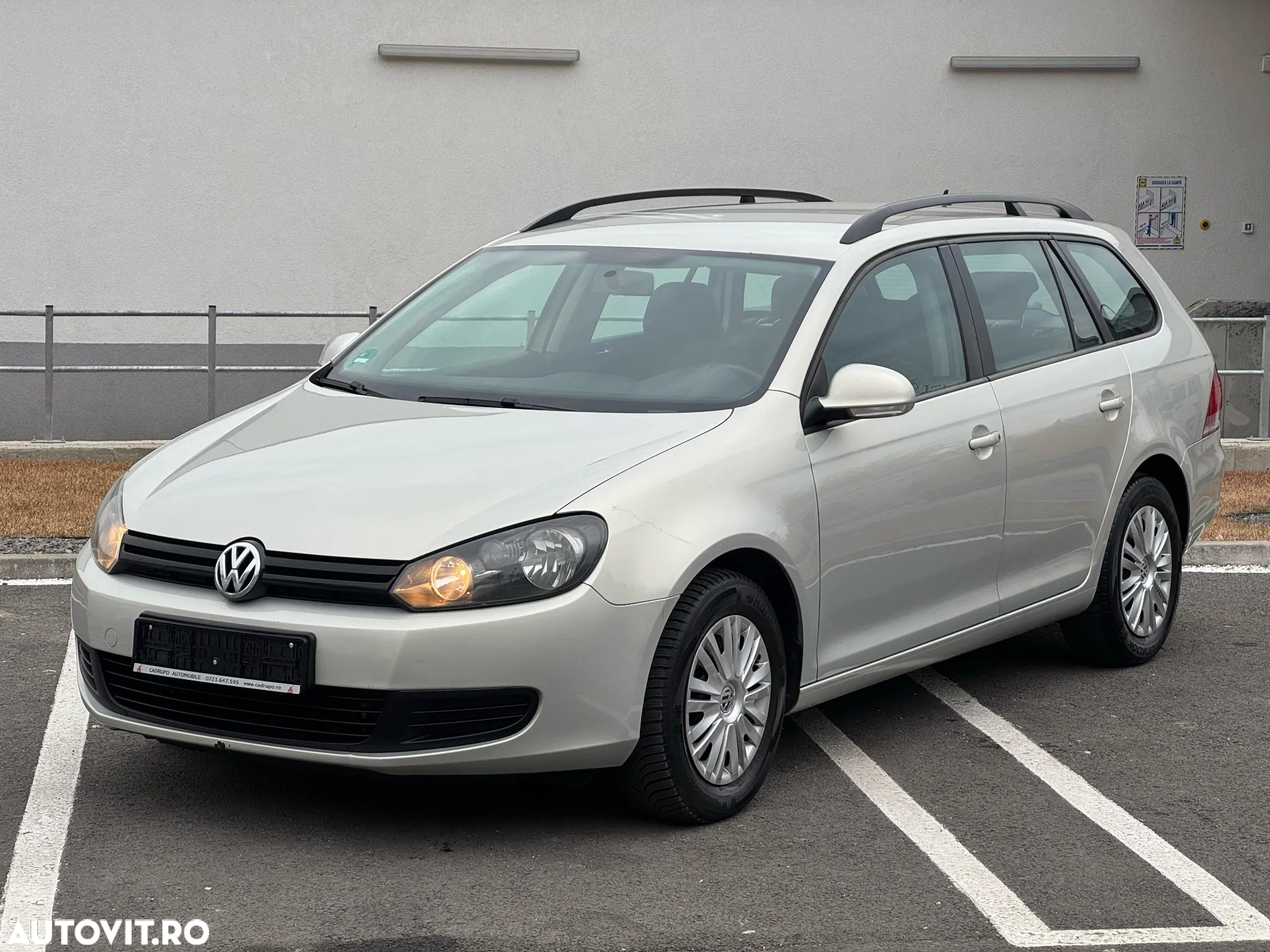 Volkswagen Golf 1.6 TDI DPF BMT Trendline - 2