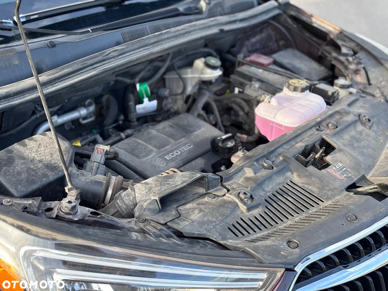 Buick Encore - 24