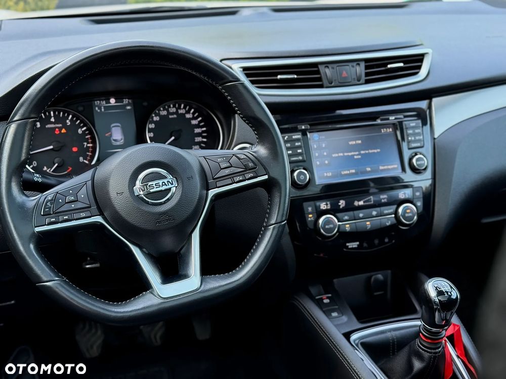 Nissan Qashqai 1.6 DIG-T Tekna - 10